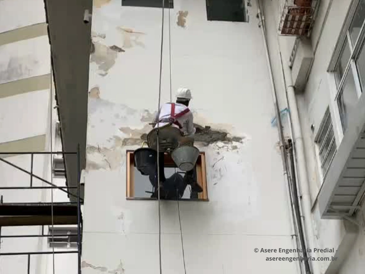 Recuperação de fachada predial executada pela ASERE no Rio de Janeiro