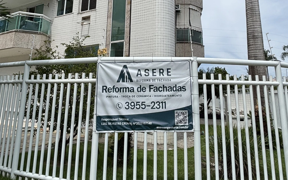 Teste de percussão realizado pela ASERE em fachada de condomínio no Recreio dos Bandeirantes